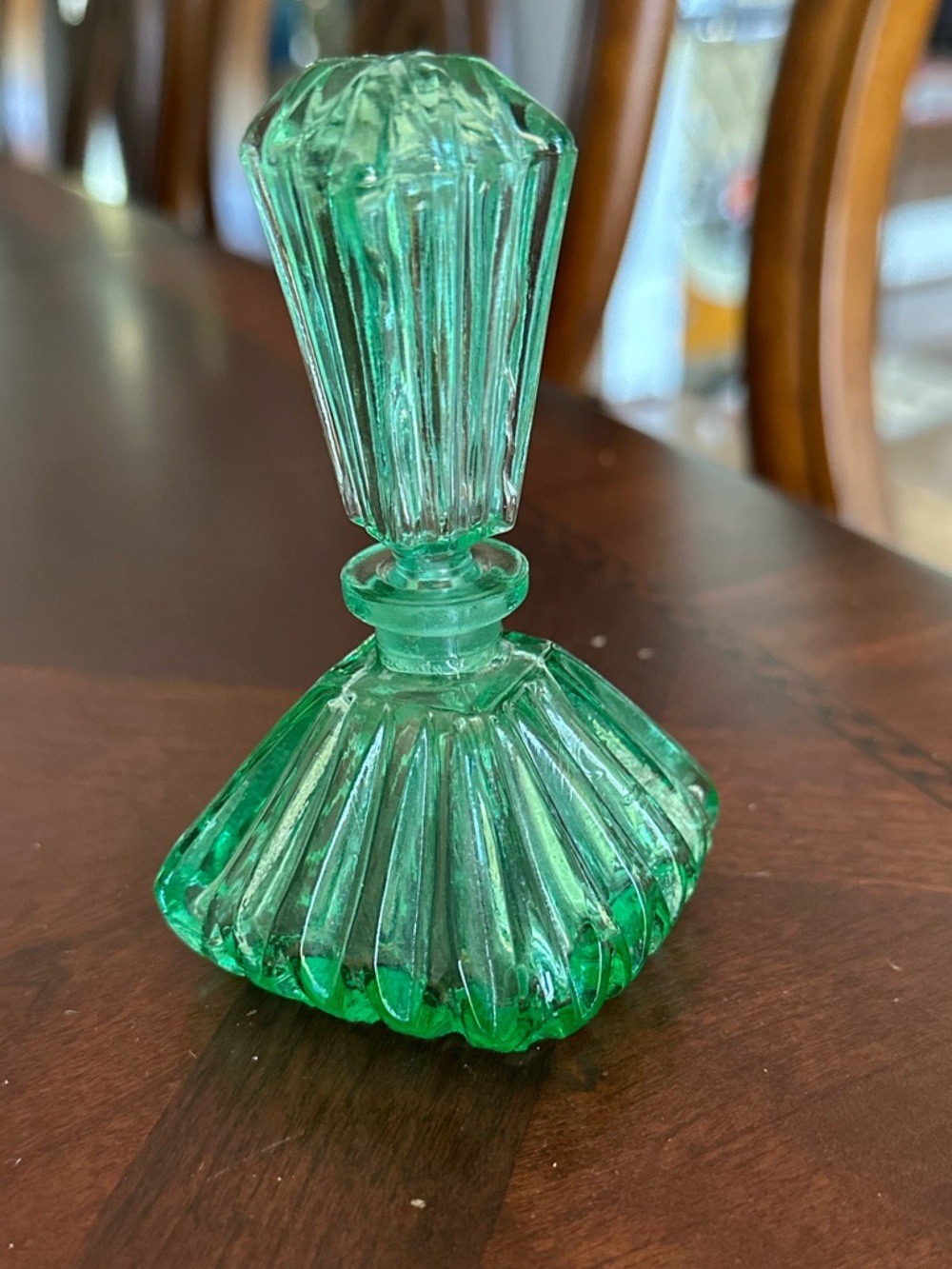Antique Green Glass Perfume Bottle in EUC